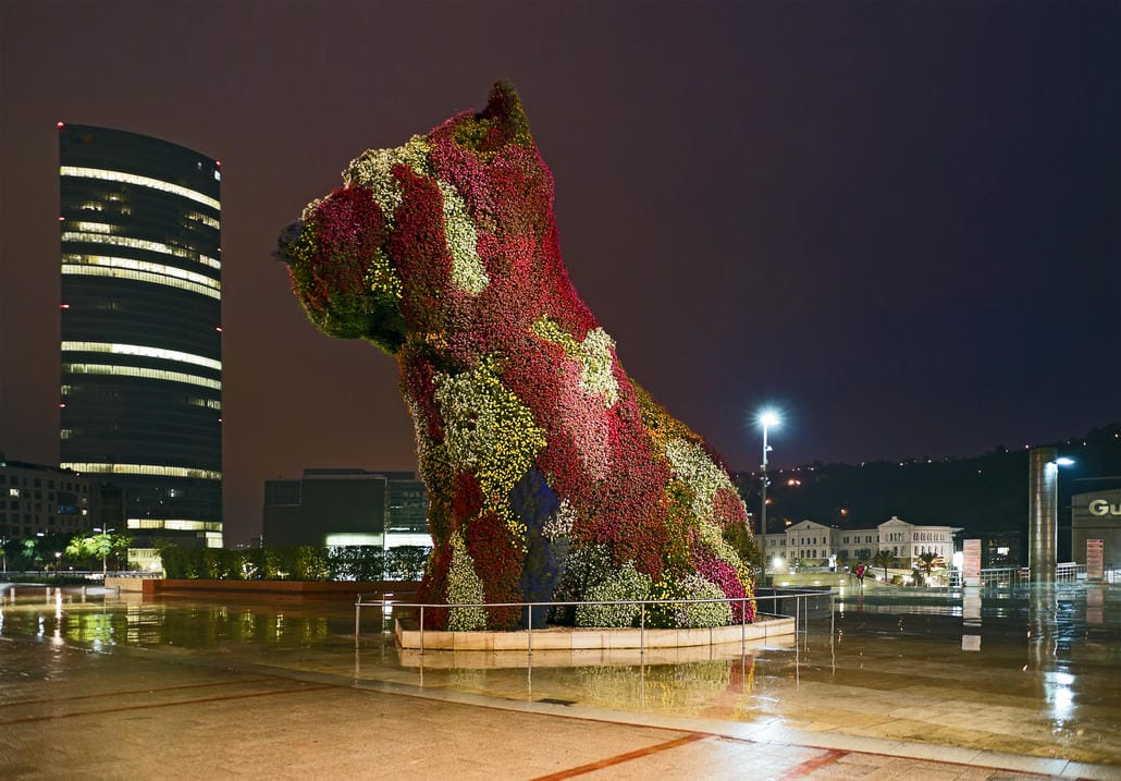 Chó con của Jeff Koons - 2021