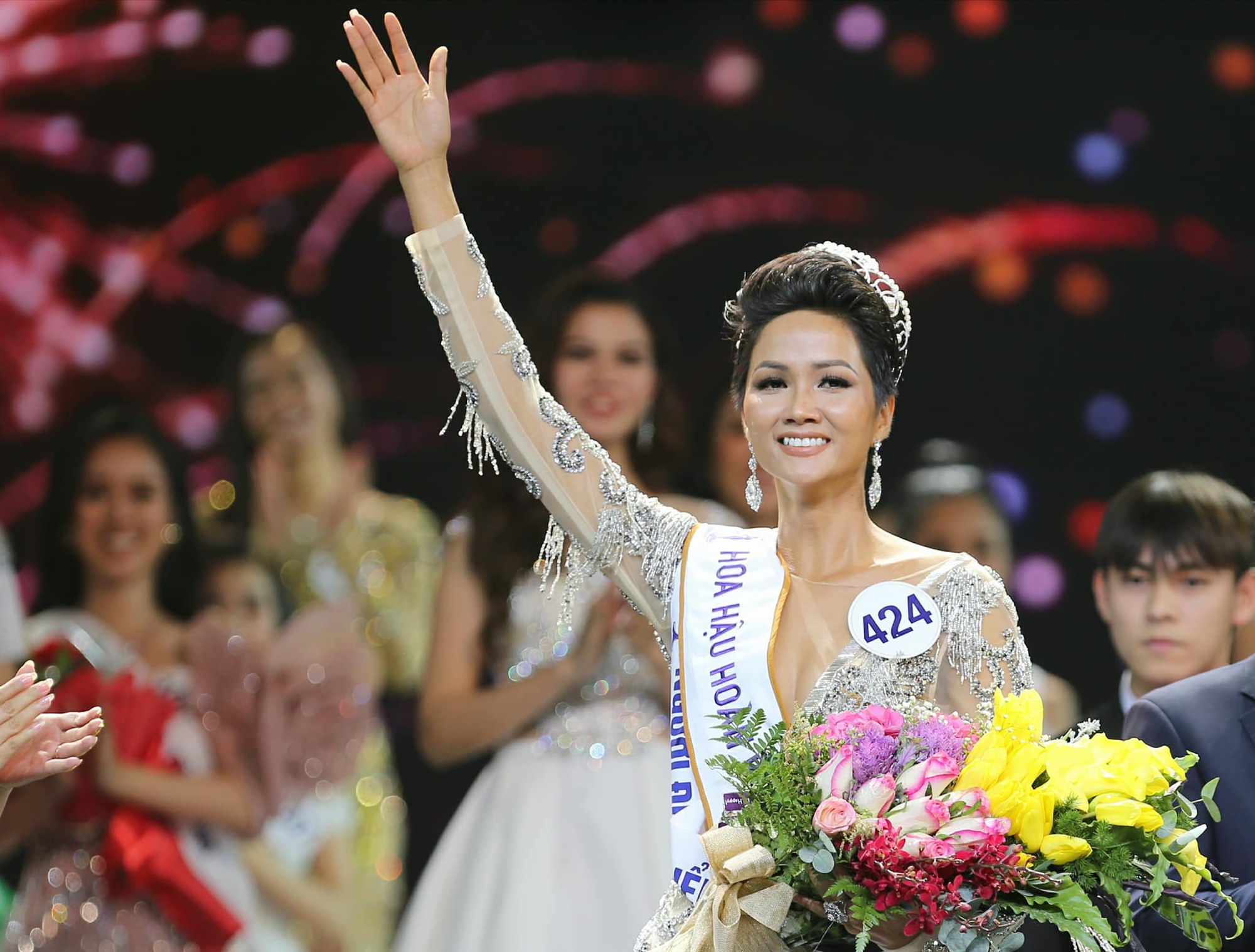 Hành trình của H'Hen Niê tại 'Hoa hậu Hoàn vũ 2018